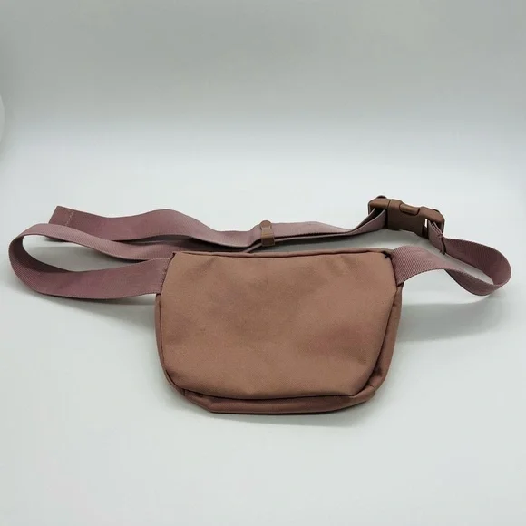 Herschel Supply Company Blush Crossbody Bag or Belt Bag - Picture 10 of 11
